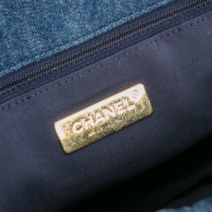 CHANEL 19 Denim Maxi Flap - Blue Jean