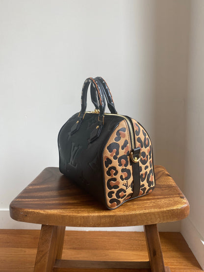 Louis Vuitton Wild at Heart Speedy Bandouliere 25 M58524