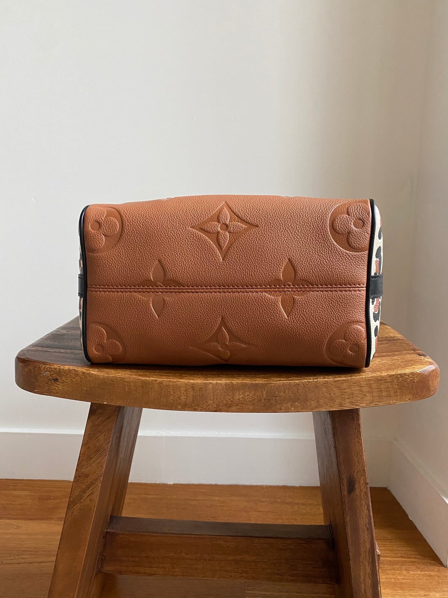 Louis Vuitton Wild at Heart Speedy Bandouliere 25 M45840